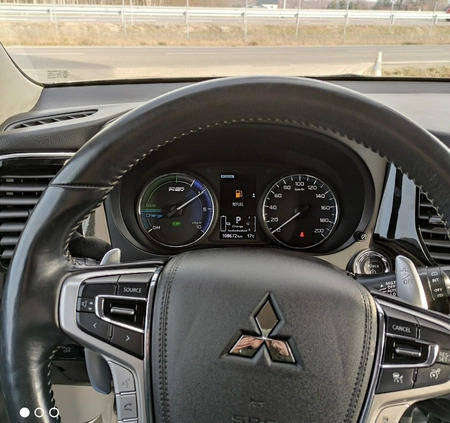 Mitsubishi Outlander cena 108800 przebieg: 108200, rok produkcji 2019 z Gniew małe 407